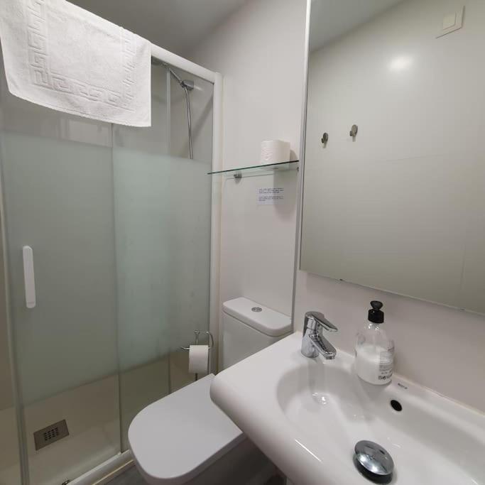 Acogedor Y Centrico Con Parking Apartment Granada Luaran gambar